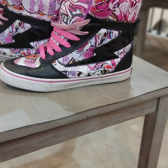 Punkrose - Picture 6 of 8